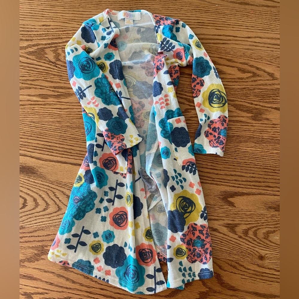 LulaRoe duster. Size 2. Girls.